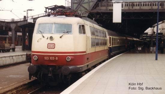 Electric locomotive BR 103<br /><a href='images/pictures/Kuehn/32500.jpg' target='_blank'>Full size image</a>